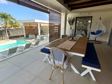 4 Bedroom Villa