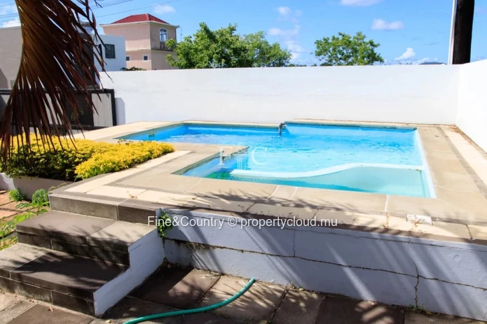 Appartement Meublé à Vendre – Grand Baie – Rs 7 M