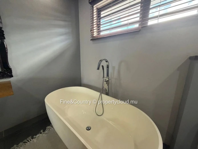 For Sale – Rs 25 Millions