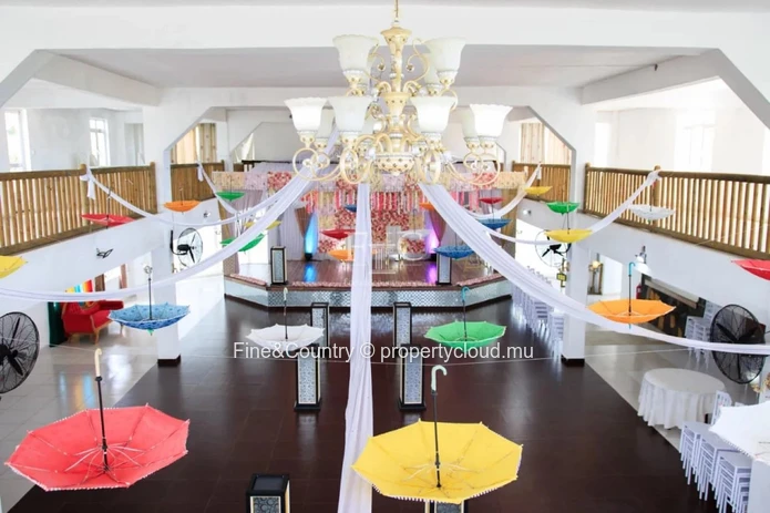 À Vendre – Salle de Réception et de Mariage