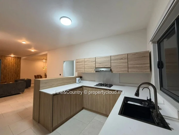 Maison Moderne Neuve à Louer à Pereybère