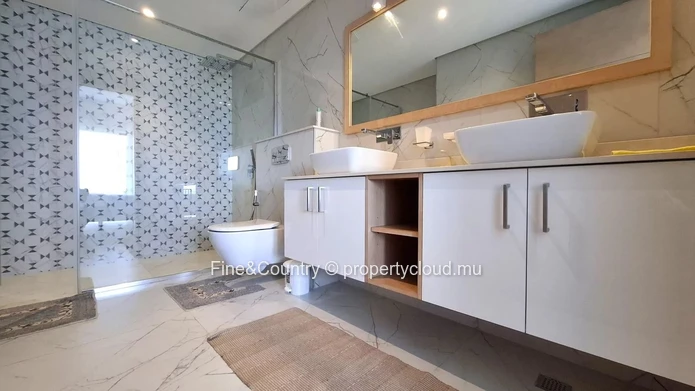 Appartement En Bord De Mer À Vendre