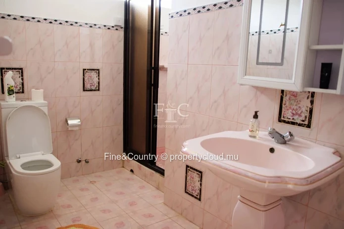 For Rent – Spacious Family Home in Pereybere