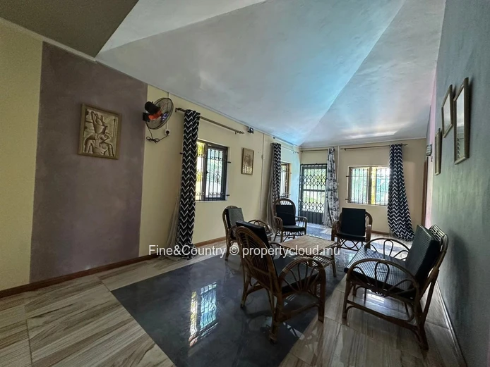 À vendre – Maison avec piscine à Pereybère