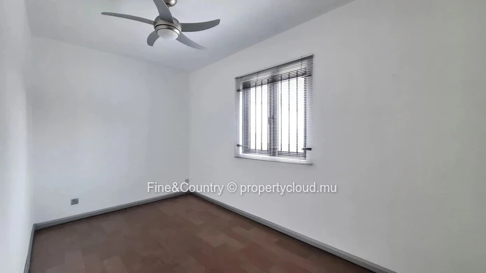 FOR SALE:  Unfurnished home for large family / rental investment